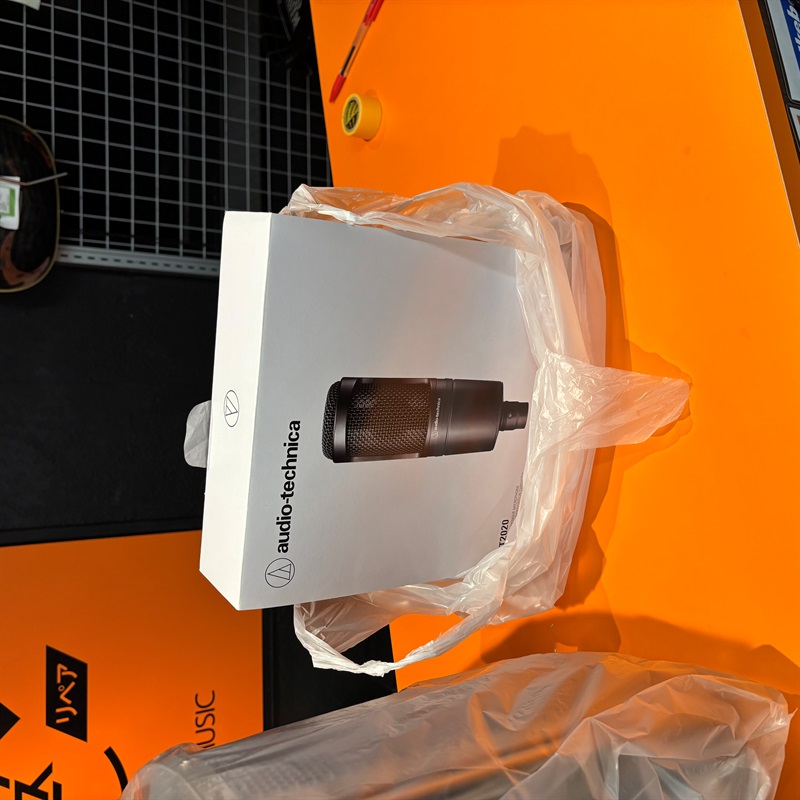 audio-technica AT2020の画像